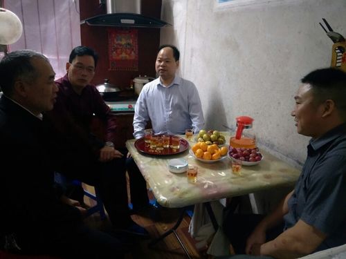 圖為慰問(wèn)現場(chǎng) (2)[2].jpg