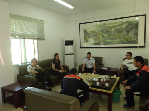 劉睿-龍巖市工信局池標科長(cháng)一行到上杭分公司開(kāi)展民爆物品安全生產(chǎn)督導檢查_(kāi)調整大小.JPG