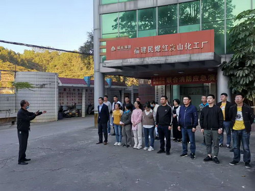 消防演練圖片  廖連表_調整大小.jpg