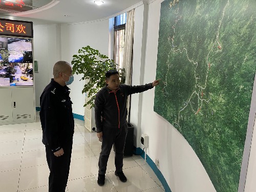 永安分公司劉卿云：永安市公安局副局長(cháng)連志陽(yáng)到永安分公司開(kāi)展節后安全檢查~1.jpg
