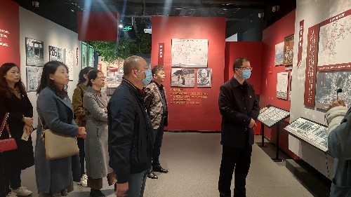 ?？剖∶?#65533;?劉敏 省民爆公司黨支部開(kāi)展“傳承革命傳�?踐行初心使命”主題黨日活動(dòng)（參觀(guān)）~1.jpg