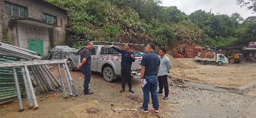 民化建設+徐澍�?海峽科化民化建設公司開(kāi)展房屋安全隱患專(zhuān)項排查~1.jpg