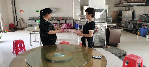 （建議采用）龍巖分公�?丁海�?膳食委員會(huì )委員發(fā)放溫馨提示~1.jpg