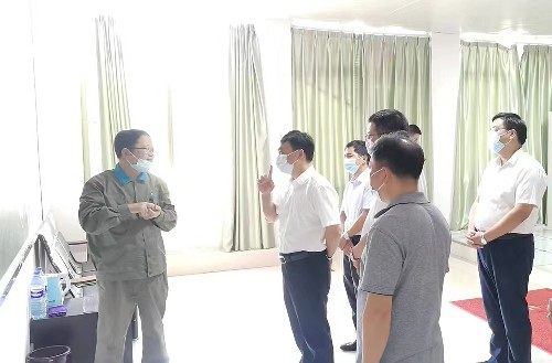 龍巖分公�?丁海�?龍巖市副市長(cháng)陳榮水赴龍巖分公司檢查指導~1.jpg