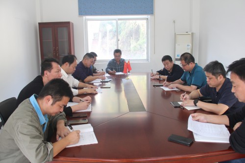 格式工廠(chǎng)福安胡廷淦：圖為黃卿延到福安分公司調研指導市場(chǎng)營(yíng)銷(xiāo)工作 (2).jpg