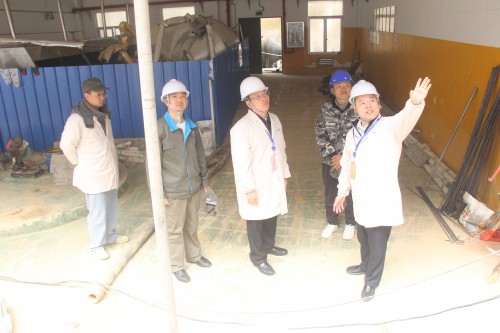 格式工廠(chǎng)福安胡廷淦：圖為顏建議到福安分公司調研指導工�?(3).jpg