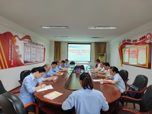 格式工廠(chǎng)永安雙華公司鄧焱珍：省機電控股公司黨委委員、副總經(jīng)理到永安雙華公司開(kāi)展“深學(xué)爭優(yōu)、敢為爭先、實(shí)干爭效”行動(dòng)工作調�?.jpg
